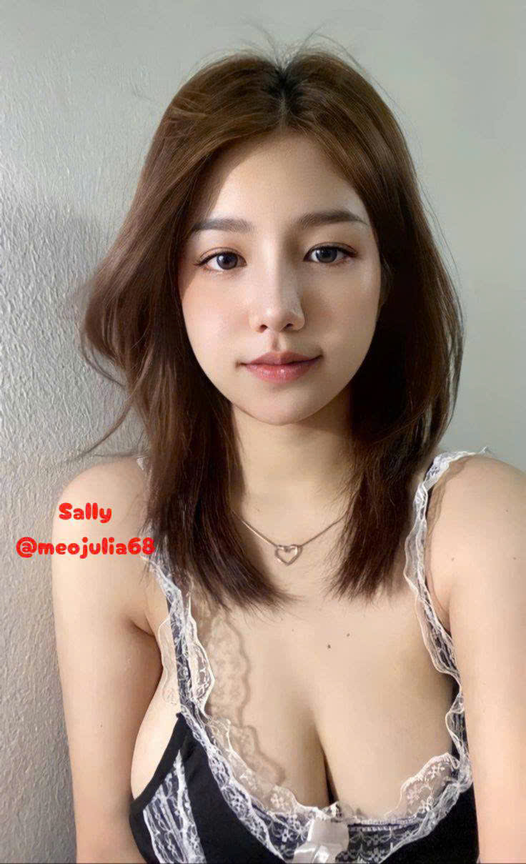 Profile photo of Sally (129) Profile photo of Sally, an escort in Geylang 芽笼.